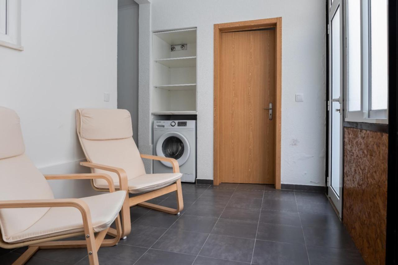 Entrecampos - Two Bedroom Apartment With Terrace Lisboa Exteriör bild